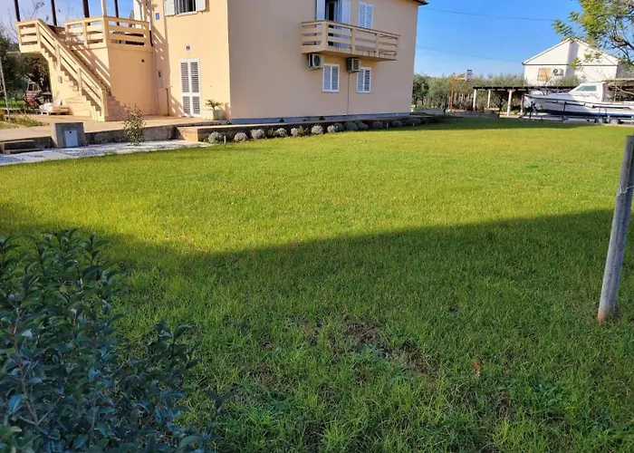 Apartmani Loli
