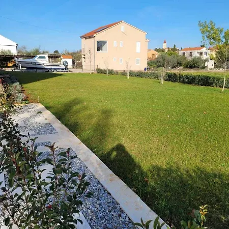 Apartmani Loli Ugljan Exterior photo