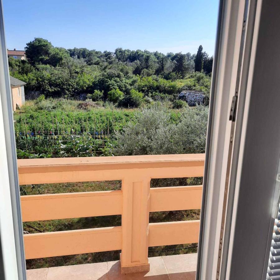 Loli Apartmán Ugljan
